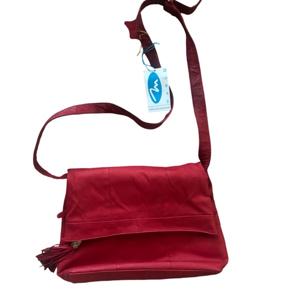 NWT  Deadstock 1990's Read Leather Foldable Shoulder Bag with fringe Tassle - Picture 2 of 10